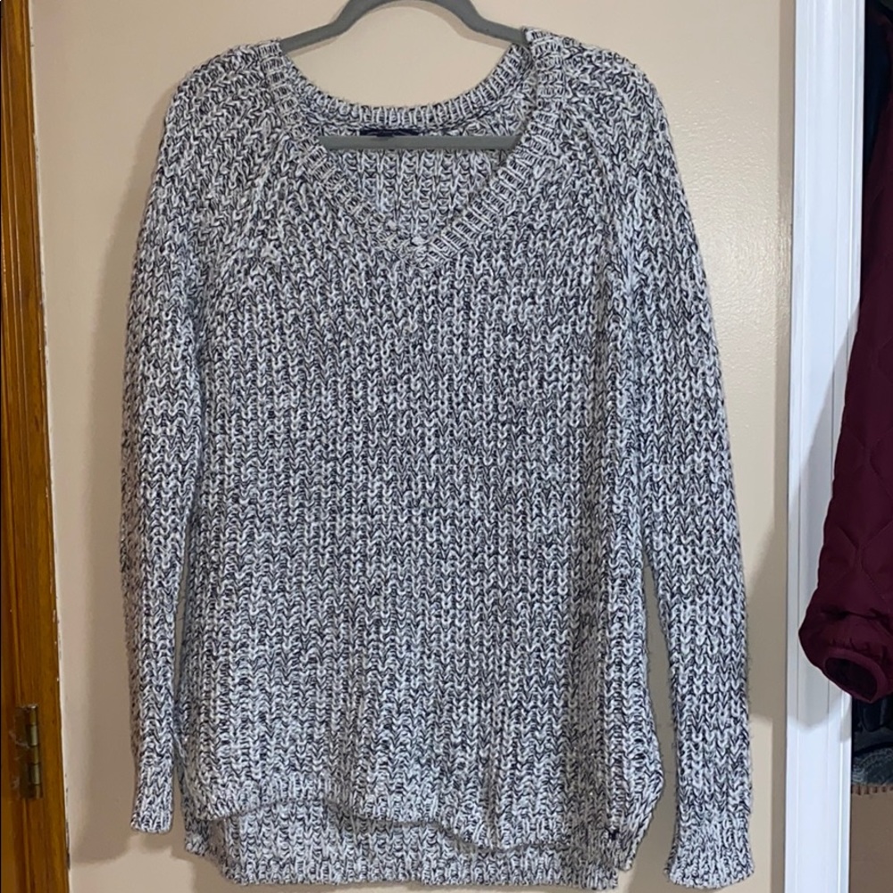 American eagle V-neck sweater - Picture 1 of 5